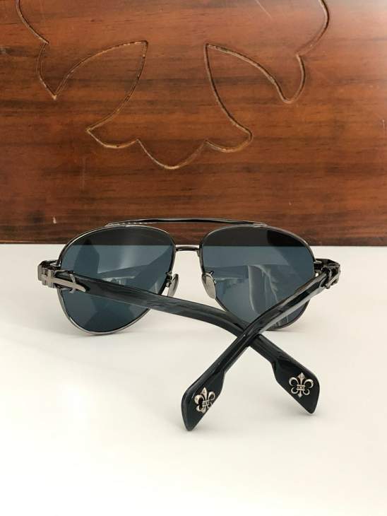 Picture of Chrome Hearts Sunglasses _SKUfw73375579fw